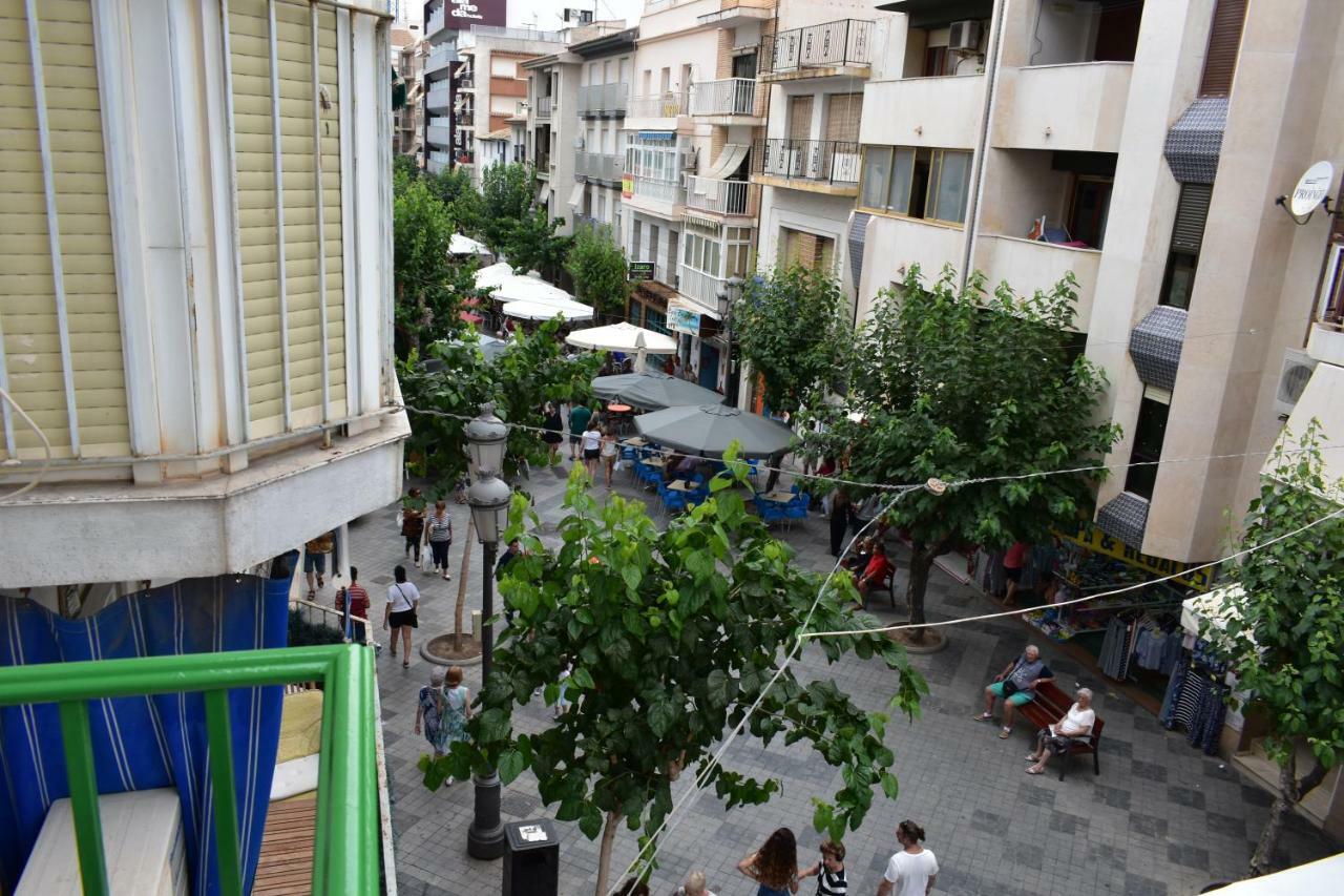 Alameda Centro Apartamento Trg بينايدورم المظهر الخارجي الصورة